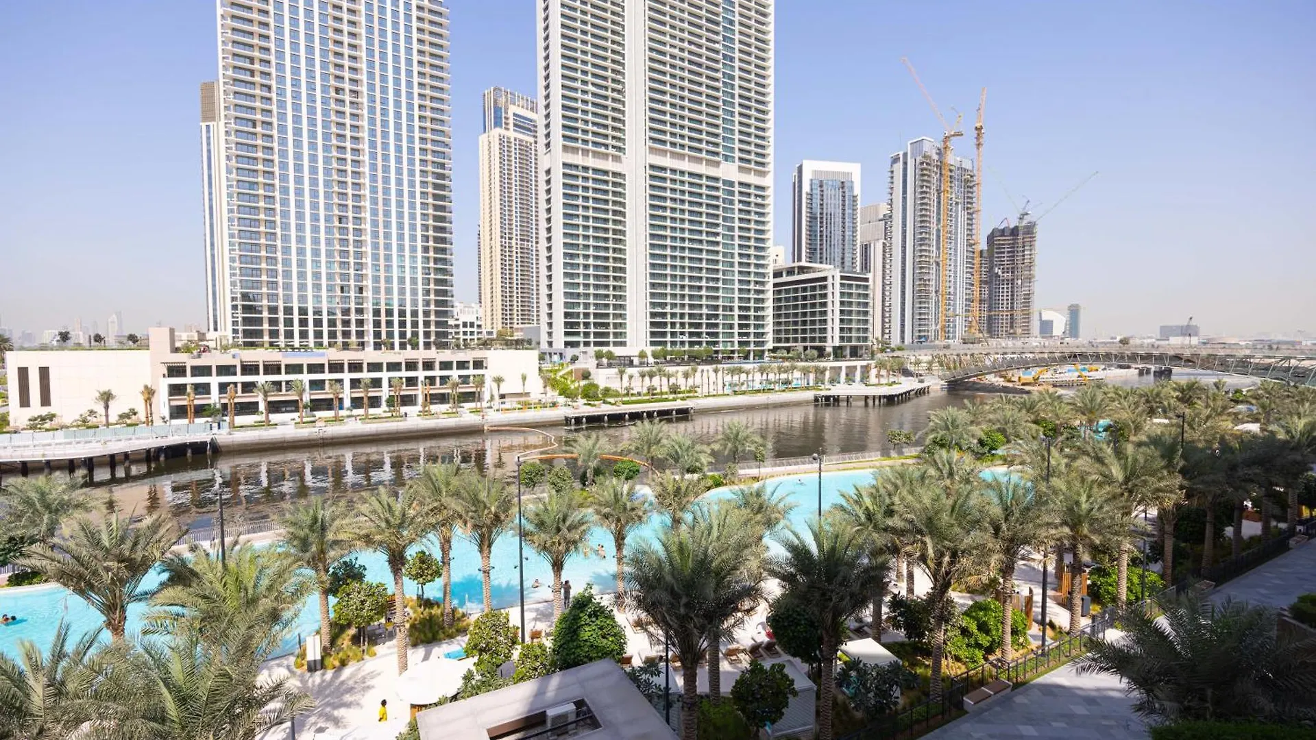 Beach View Family Friendly Unit In Dubai 0*,